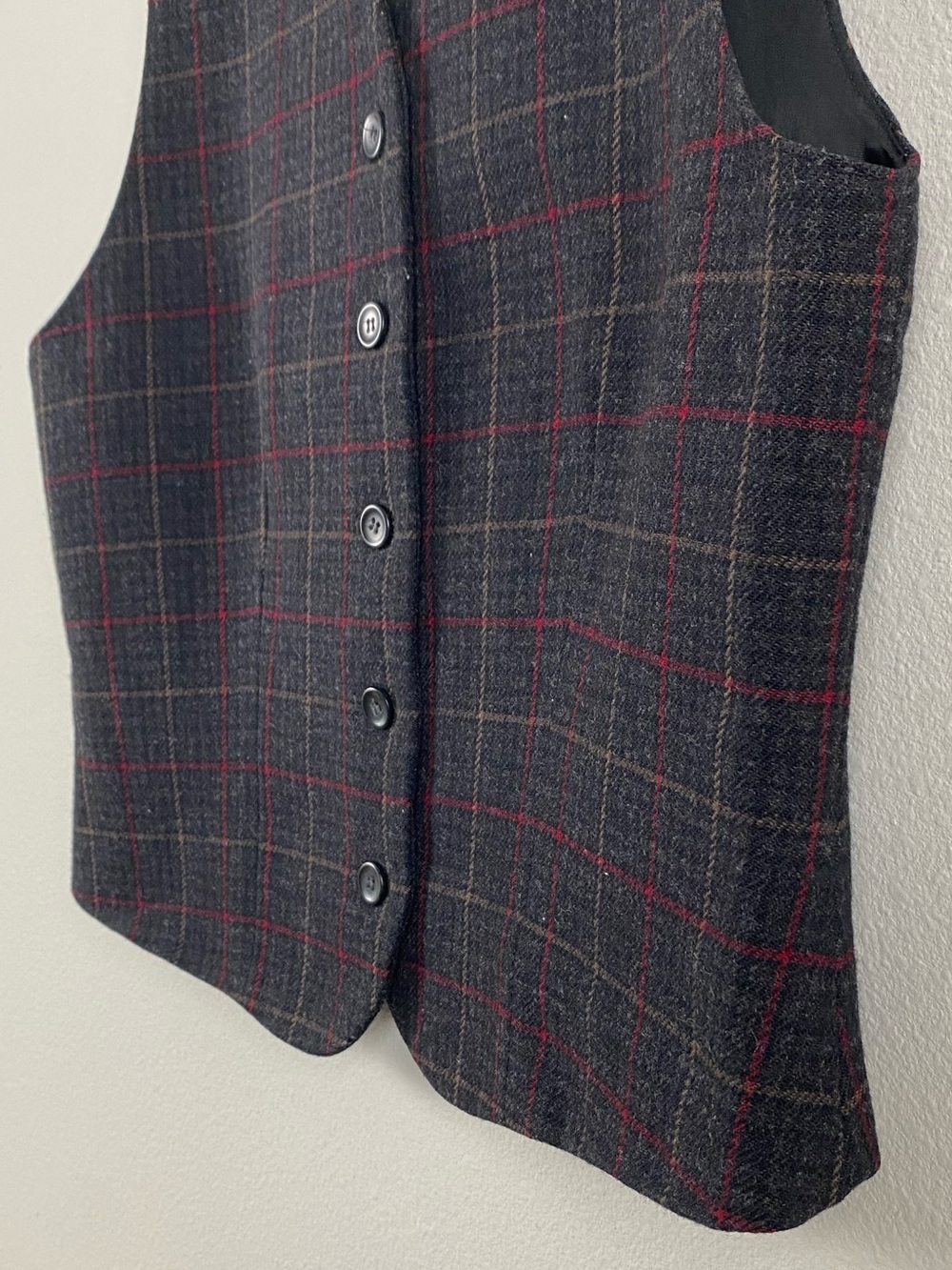 Pendleton Vintage Virgin Wool Plaid Vest Waistcoat | Gray/Multicolor - Picture 11 of 15